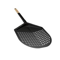 Gozney° Balance Aluminium Pizzaheber 12", perforiert (30,5 cm Kopf | 39 cm Stiel)