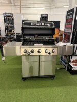 Ausstellungsgerät Broil King REGAL™ S 590 IR